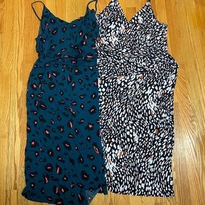 Bundle of 2 pieces!!! SHEIN summer wrap dresses same style but different pattern